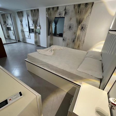 Luxury Sea View Duplex Apartman Durrës Kültér fotó